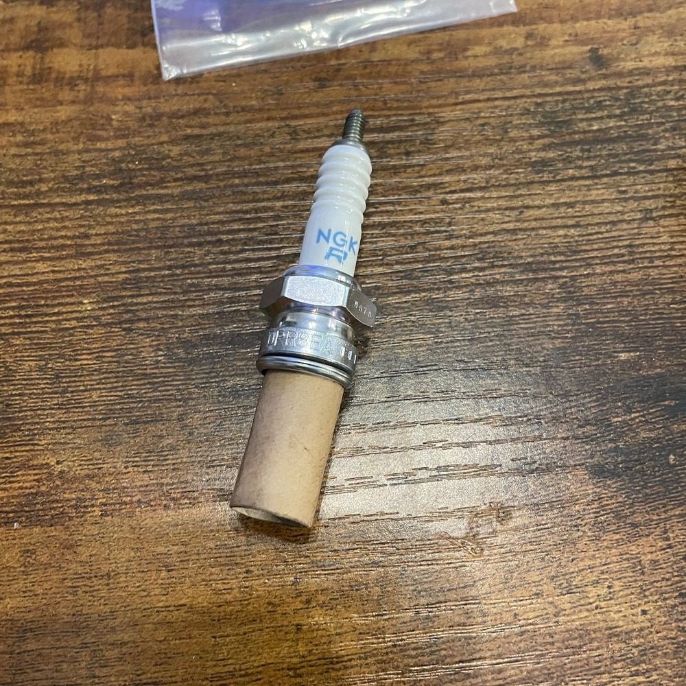 NGK DPR8EA-9 Spark Plug # 4929 #️⃣0212